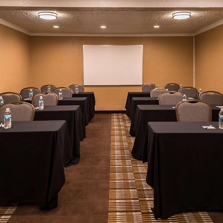 Best Western Airport Albuquerque Innsuites Hotel & Suites Exterior photo