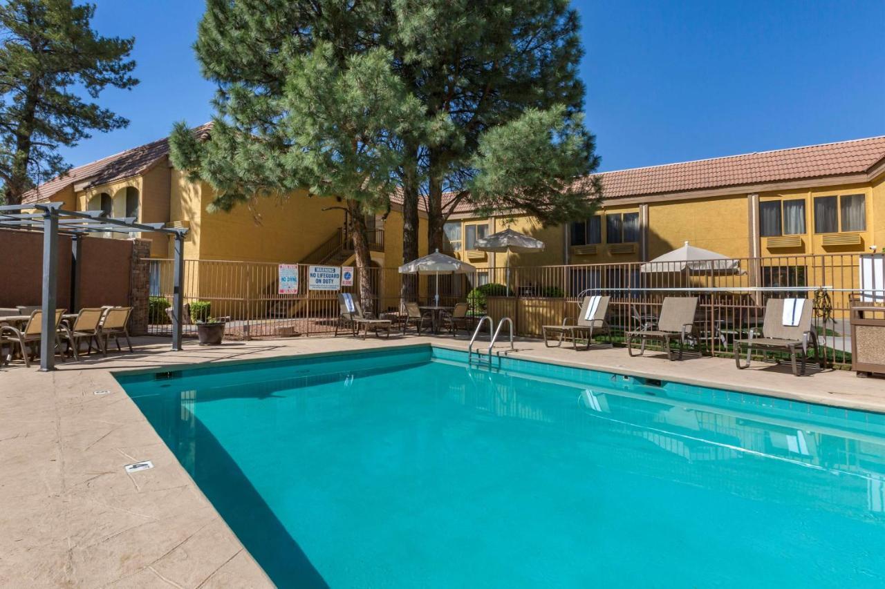 Best Western Airport Albuquerque Innsuites Hotel & Suites Exterior photo