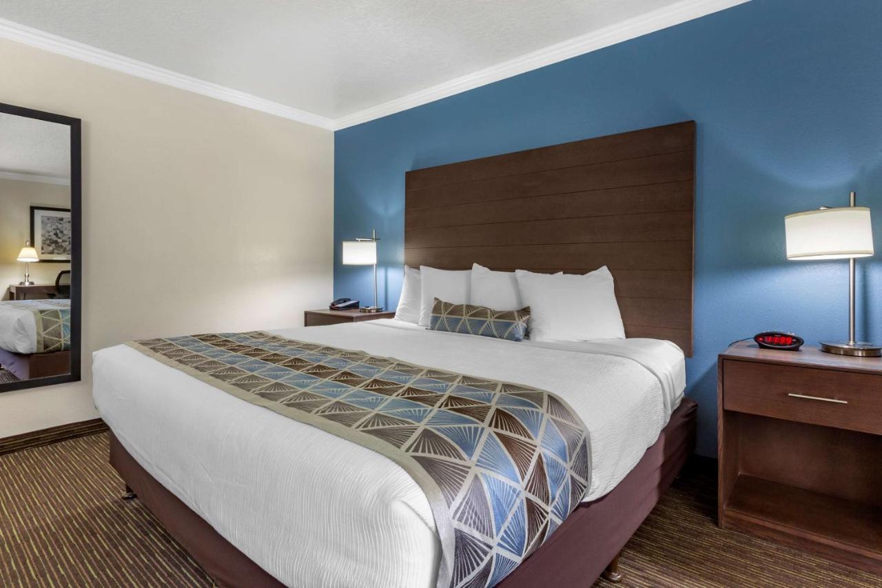 Best Western Airport Albuquerque Innsuites Hotel & Suites Exterior photo