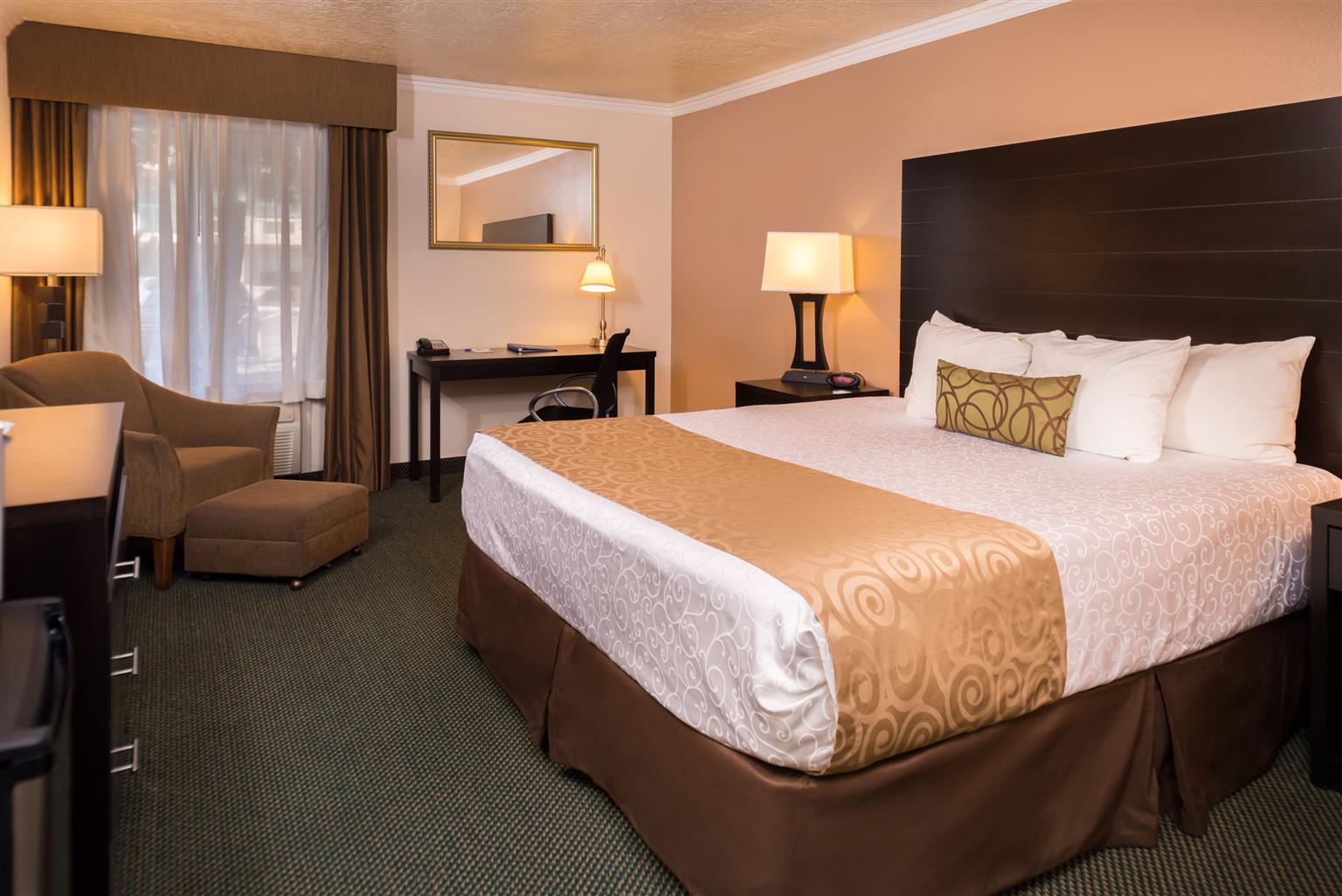 Best Western Airport Albuquerque Innsuites Hotel & Suites Exterior photo