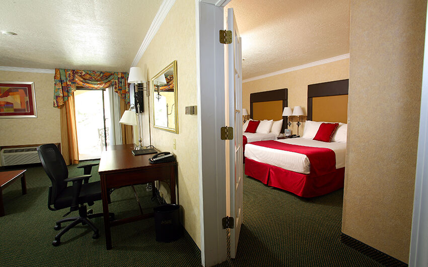 Best Western Airport Albuquerque Innsuites Hotel & Suites Exterior photo
