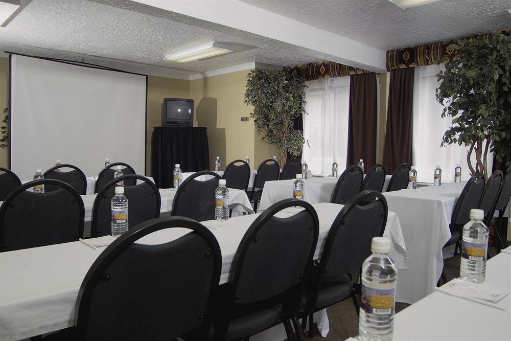 Best Western Airport Albuquerque Innsuites Hotel & Suites Restaurant photo